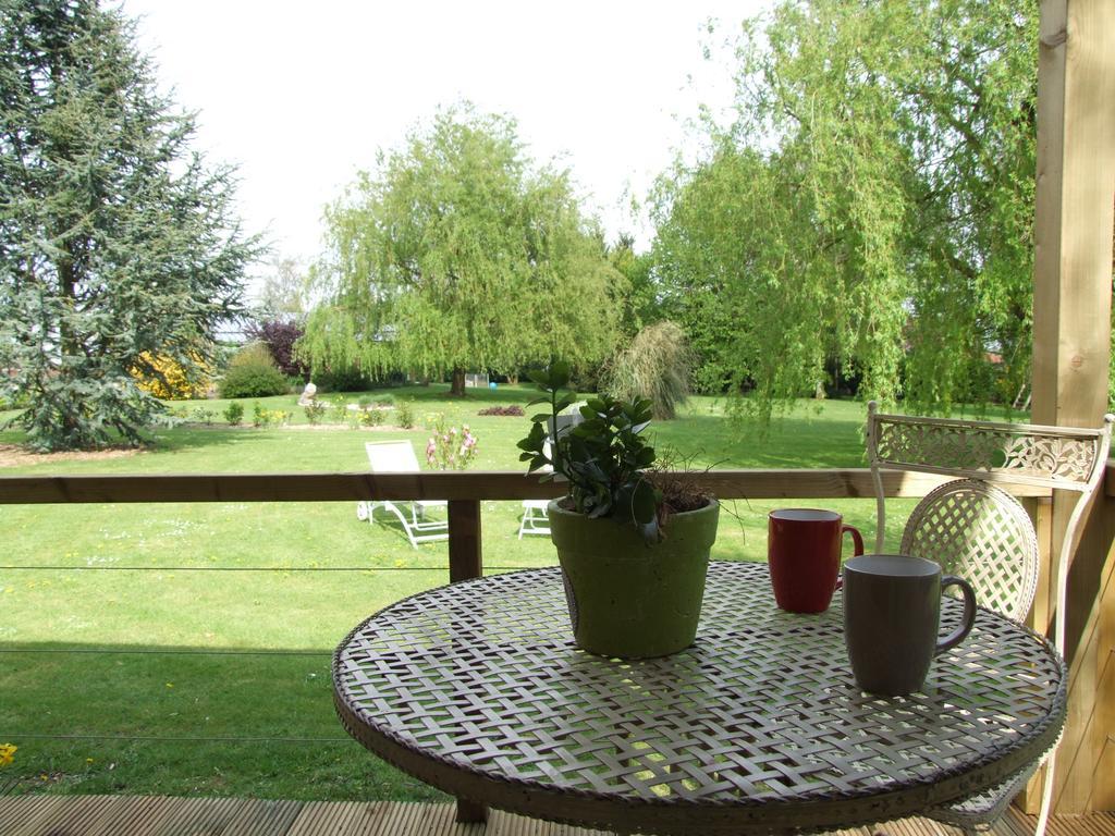 Le Clos Du Clocher Gueudecourt Экстерьер фото